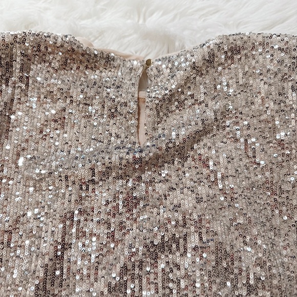 Maurices Elegant Edgely Sequin Padded Shoulder Top Women’s Size Medium - Picture 3 of 8